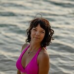 Анна Гладкова